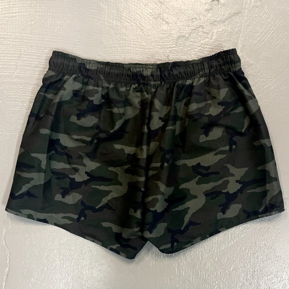 TOPMAN | ASOS CAMO PRINT SWIM TRUNKS - MENS - Picture 3 of 7